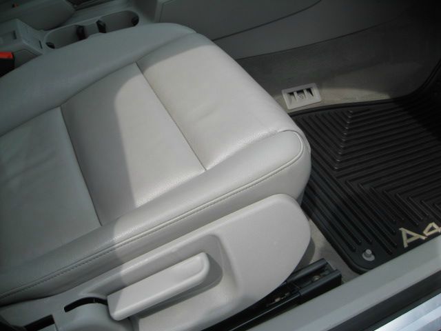 Audi A4 2007 photo 11