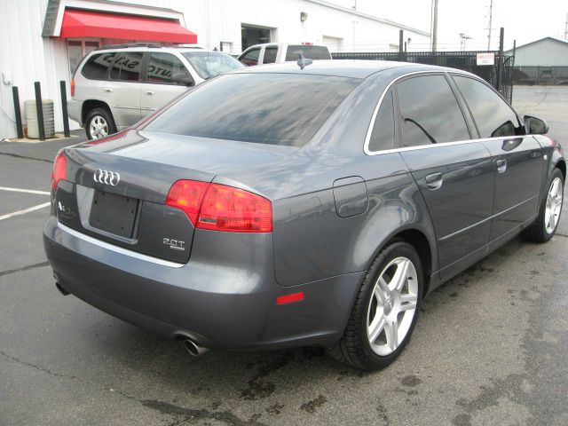 Audi A4 2007 photo 14