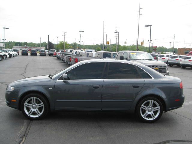Audi A4 2007 photo 9