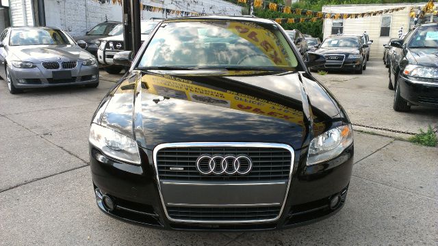 Audi A4 2007 photo 2