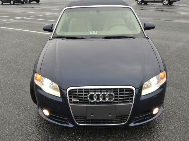 Audi A4 2007 photo 2
