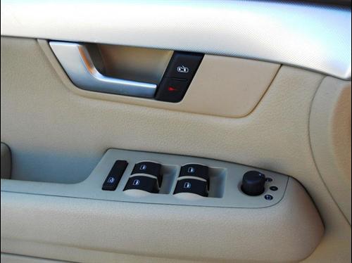 Audi A4 2007 photo 4