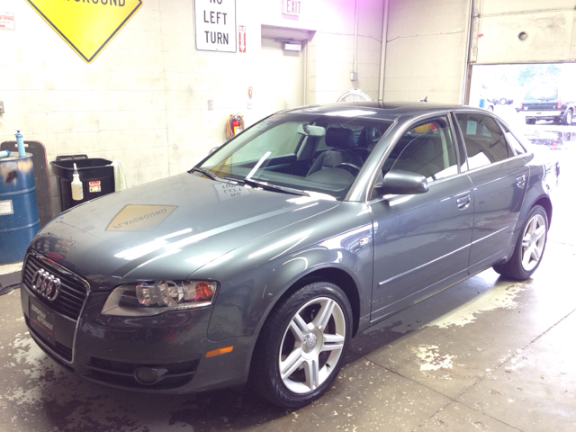 Audi A4 2007 photo 2