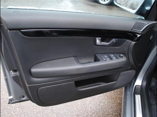 Audi A4 2008 photo 1