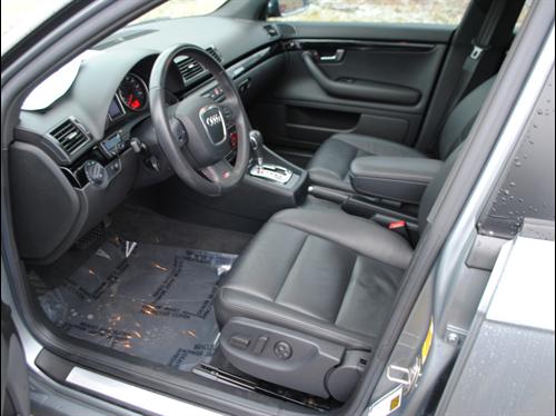 Audi A4 2008 photo 2