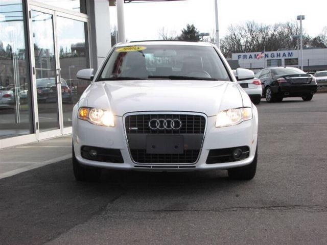 Audi A4 2008 photo 2