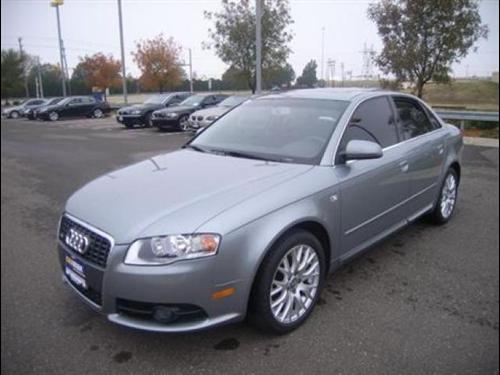 Audi A4 2008 photo 2