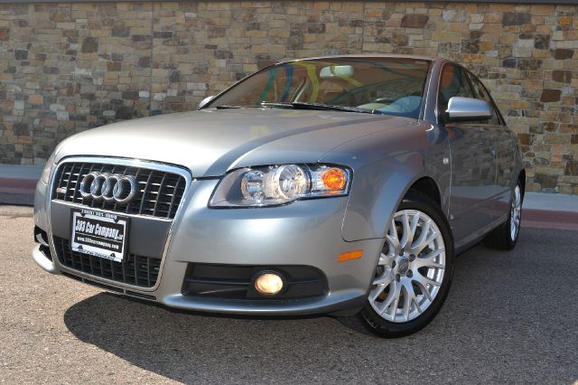 Audi A4 2008 photo 2