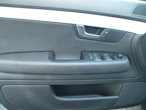 Audi A4 2008 photo 2