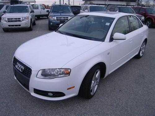 Audi A4 2008 photo 2