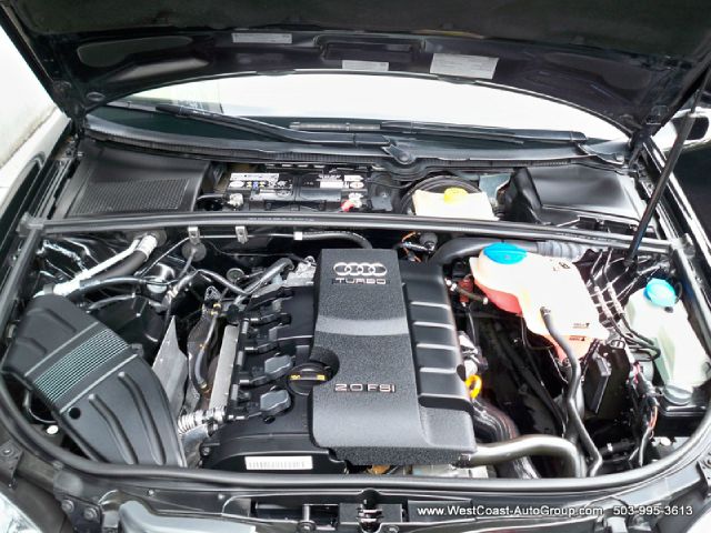 Audi A4 2008 photo 11