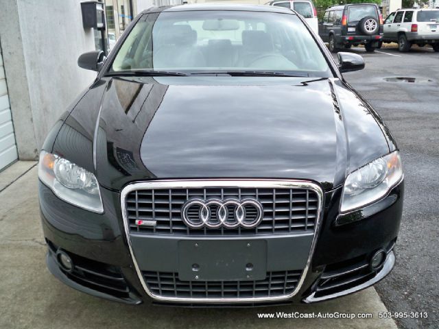 Audi A4 2008 photo 17