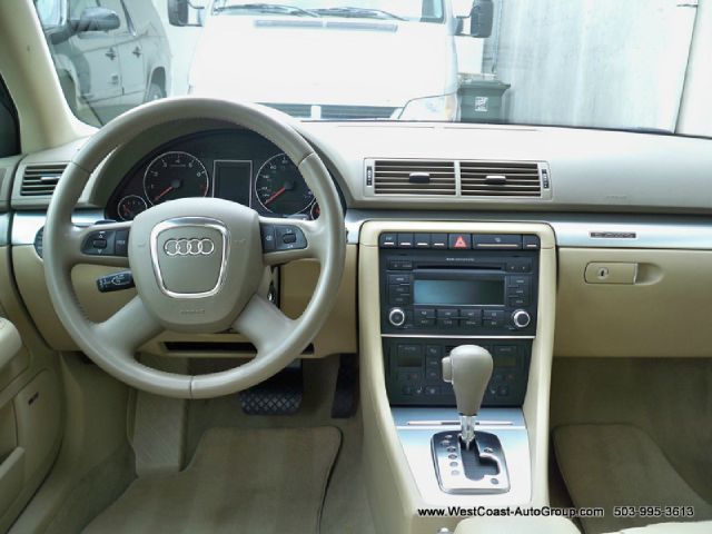 Audi A4 2008 photo 8