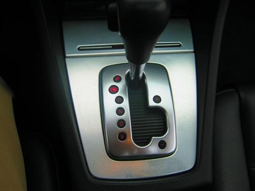 Audi A4 2008 photo 2