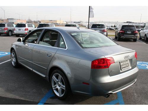 Audi A4 2008 photo 4