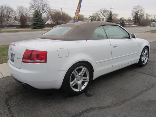 Audi A4 2008 photo 1