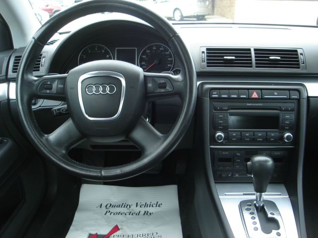 Audi A4 Deville Base Sedan