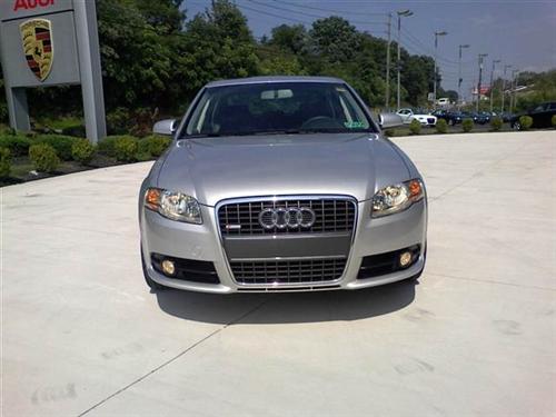 Audi A4 2008 photo 2