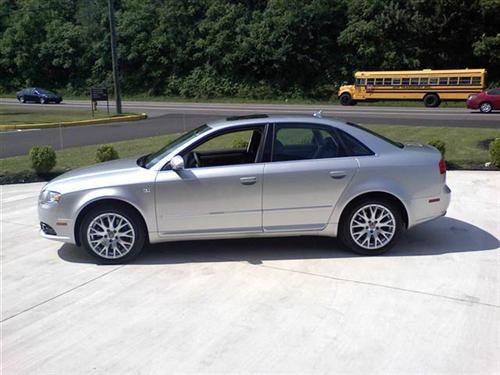 Audi A4 2008 photo 4