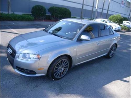 Audi A4 2008 photo 2