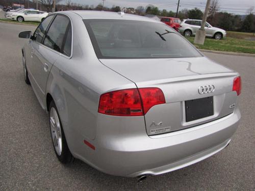 Audi A4 2008 photo 2