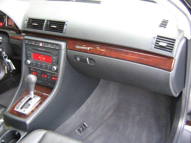 Audi A4 2008 photo 5