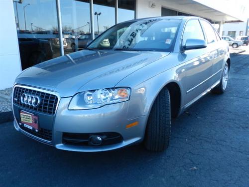Audi A4 2008 photo 2