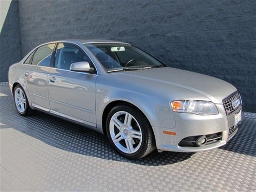 Audi A4 2008 photo 2