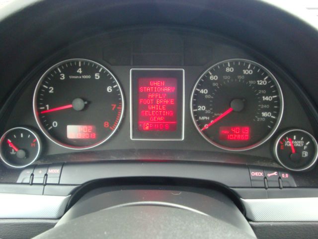 Audi A4 2008 photo 2