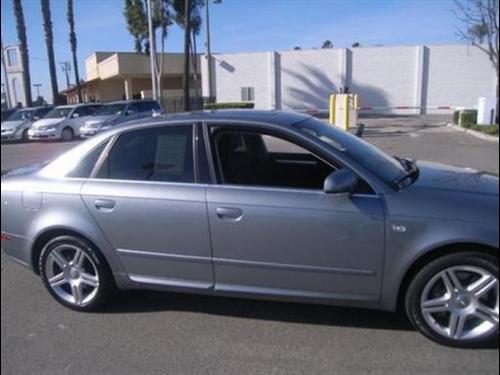 Audi A4 2008 photo 4