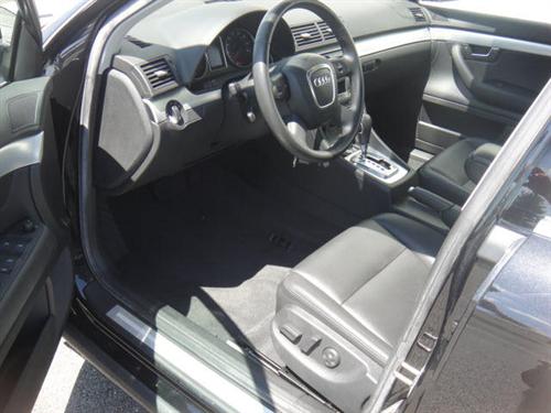 Audi A4 2008 photo 2