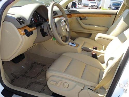 Audi A4 2008 photo 2