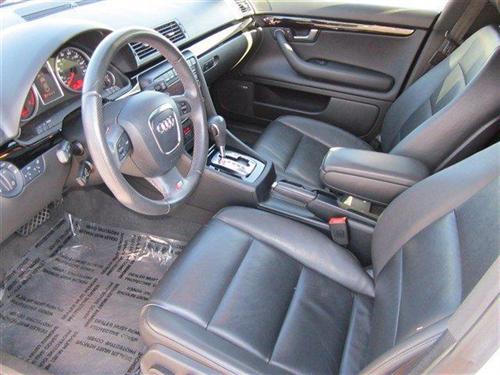 Audi A4 2008 photo 2