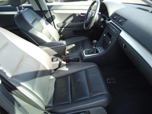 Audi A4 2008 photo 2