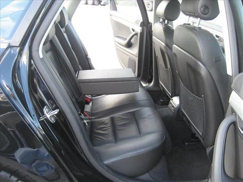 Audi A4 2008 photo 4