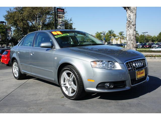 Audi A4 2008 photo 2