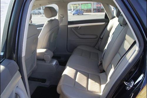 Audi A4 2008 photo 2