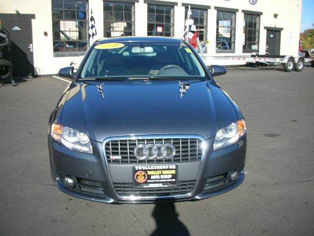 Audi A4 2008 photo 4