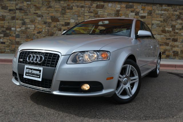 Audi A4 2008 photo 2