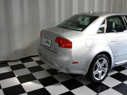Audi A4 2008 photo 2