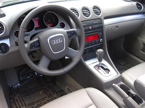 Audi A4 2009 photo 4