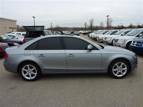 Audi A4 2009 photo 4