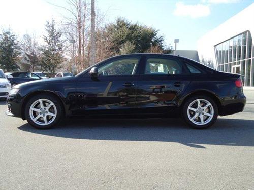 Audi A4 2009 photo 1