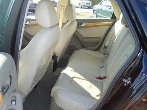 Audi A4 2009 photo 2