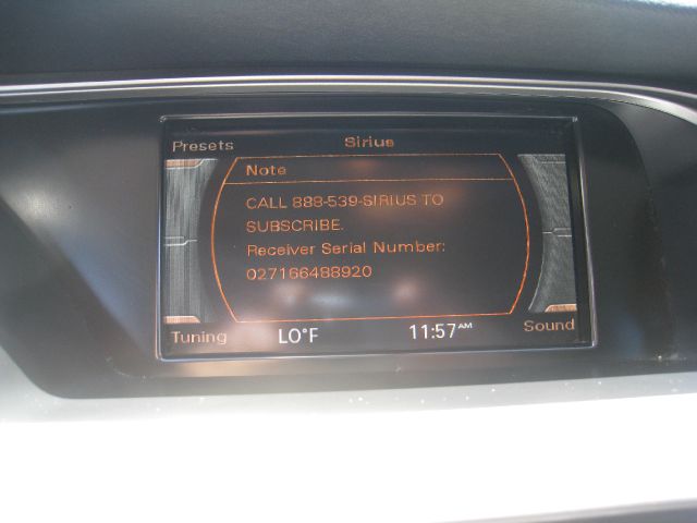 Audi A4 2009 photo 11