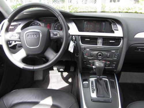 Audi A4 2009 photo 1