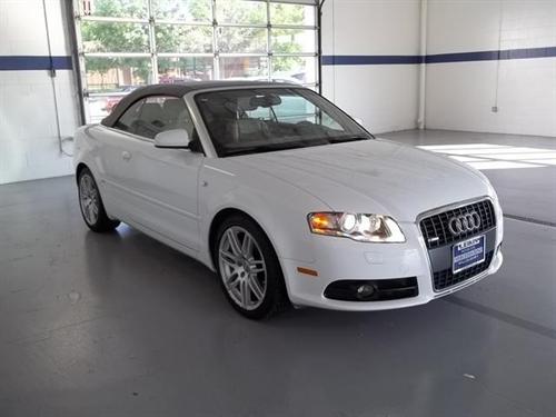 Audi A4 2009 photo 2