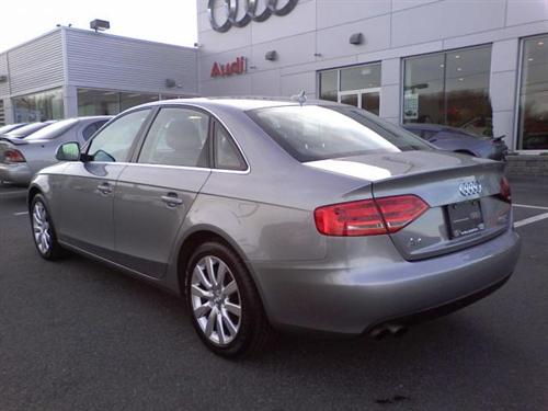 Audi A4 2009 photo 5