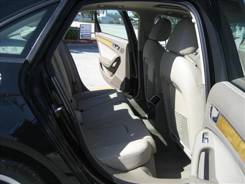 Audi A4 2009 photo 5
