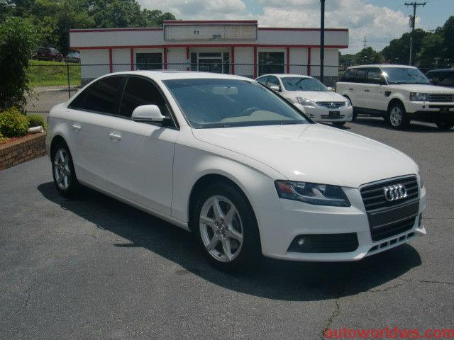Audi A4 2009 photo 1